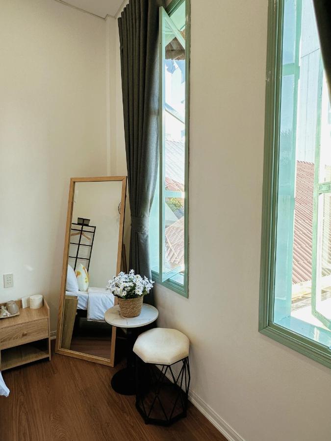 Under The Sun Homestay フエ エクステリア 写真