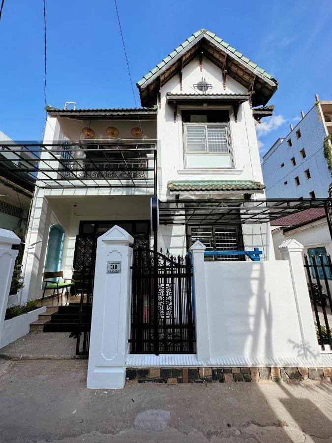 Under The Sun Homestay フエ エクステリア 写真