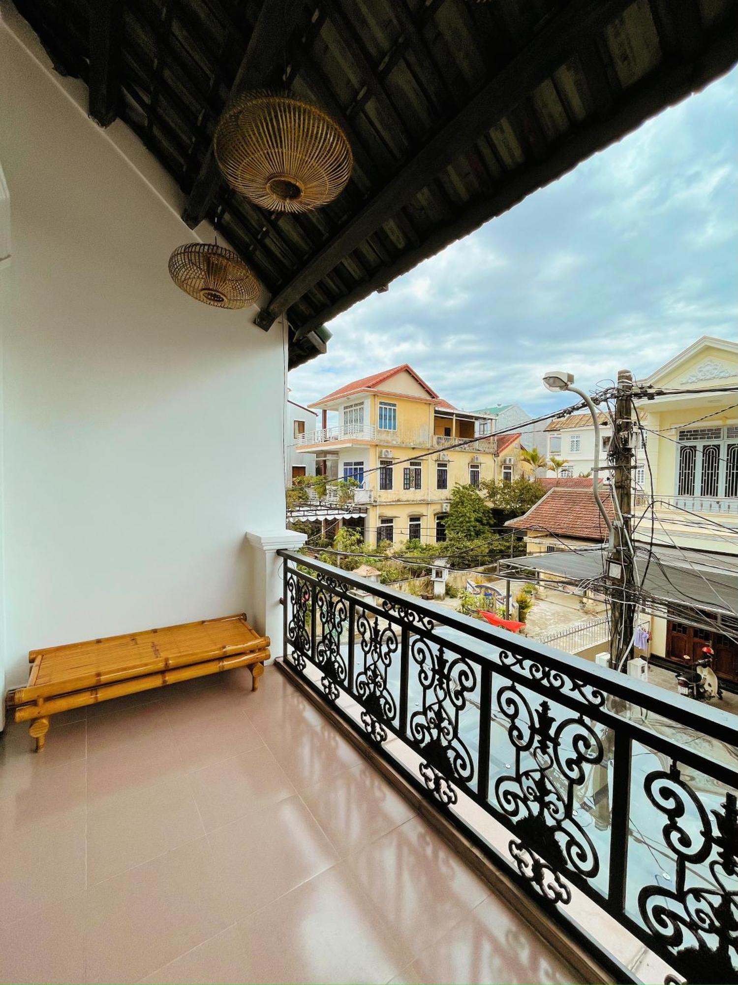 Under The Sun Homestay フエ エクステリア 写真